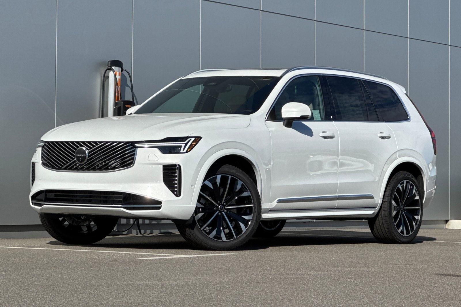 2026 VOLVO XC90