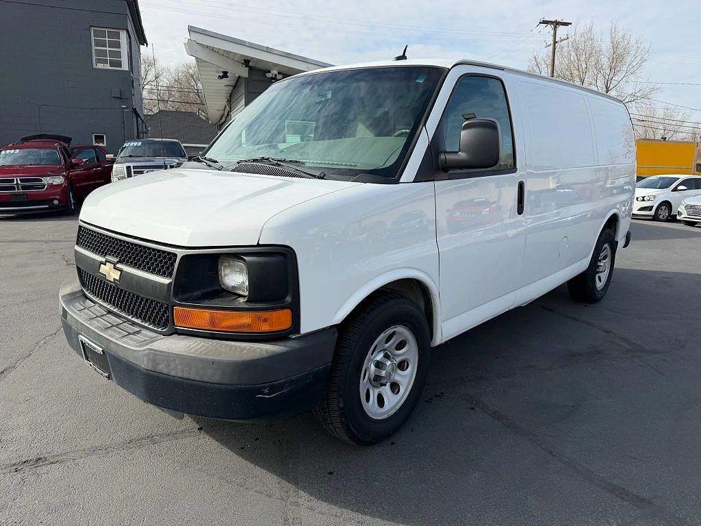 2013 CHEVROLET Express