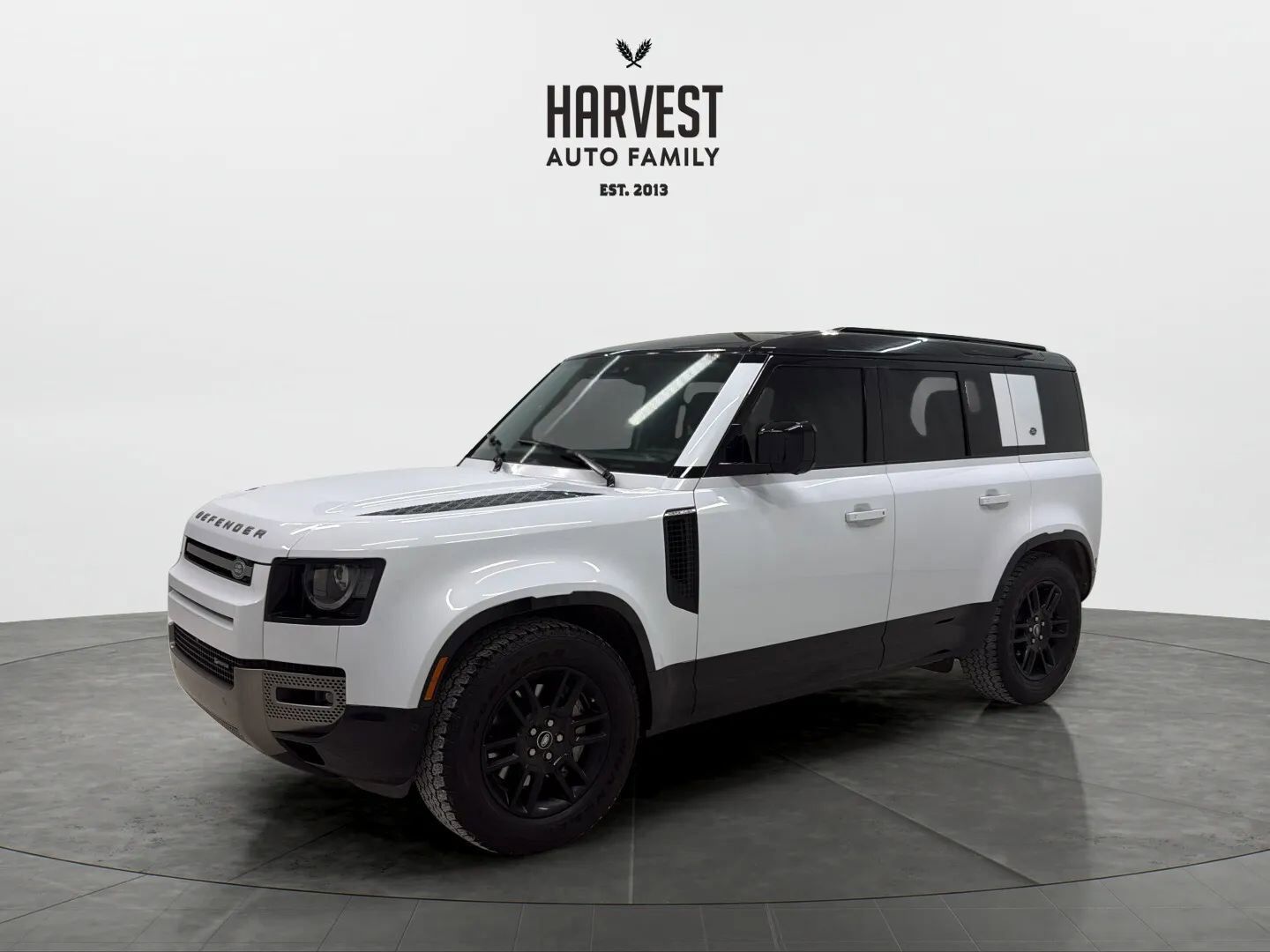 2023 LAND ROVER Defender