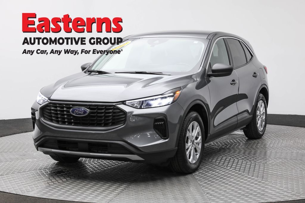 2024 FORD Escape