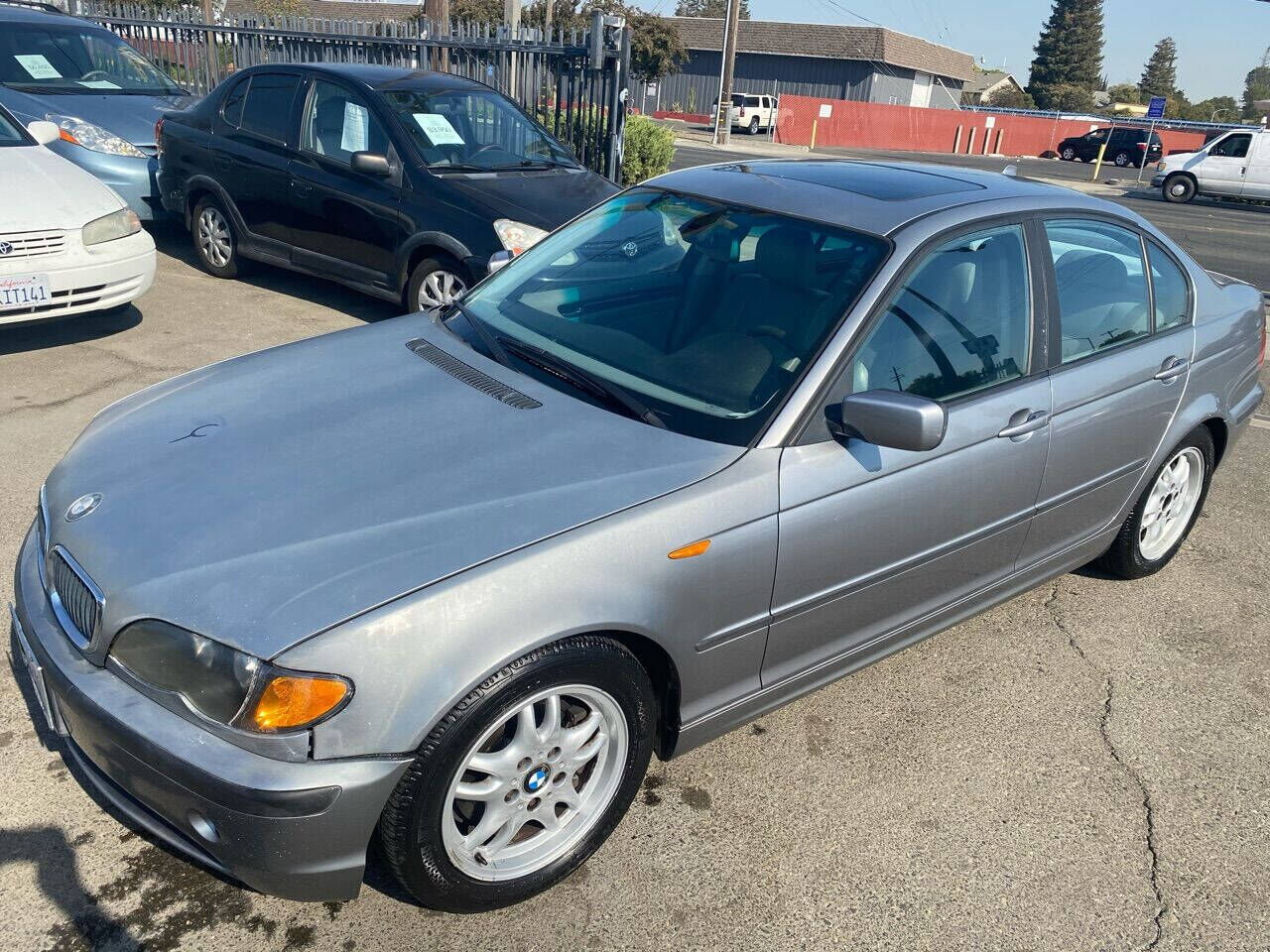 2004 BMW 3 Series