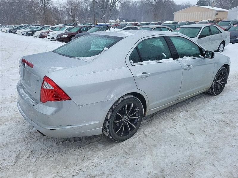 2011 FORD Fusion
