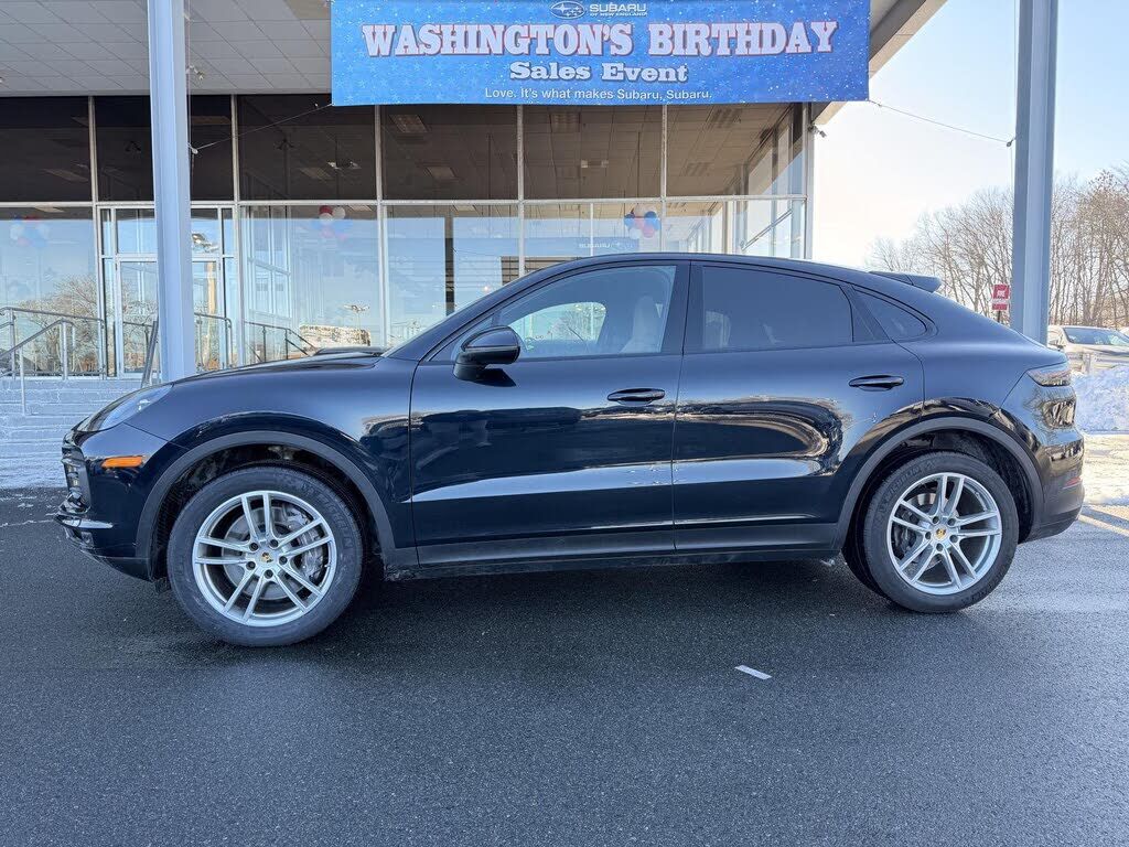 2023 PORSCHE Cayenne