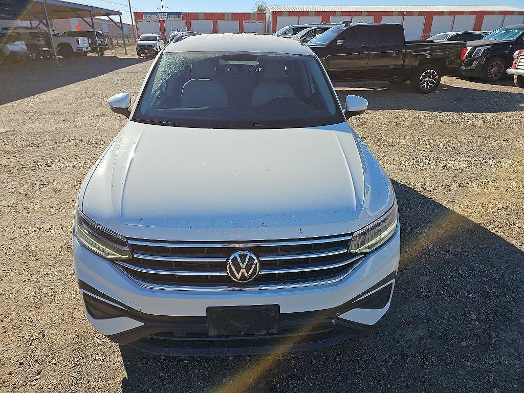 2022 VOLKSWAGEN Tiguan