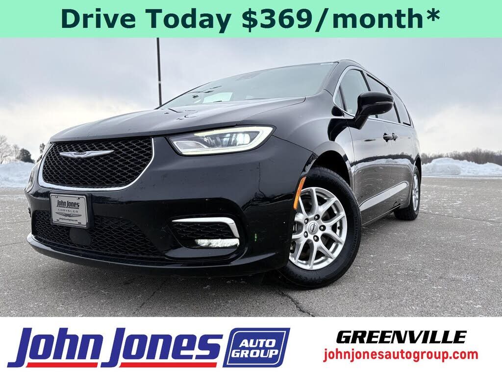 2022 CHRYSLER Pacifica