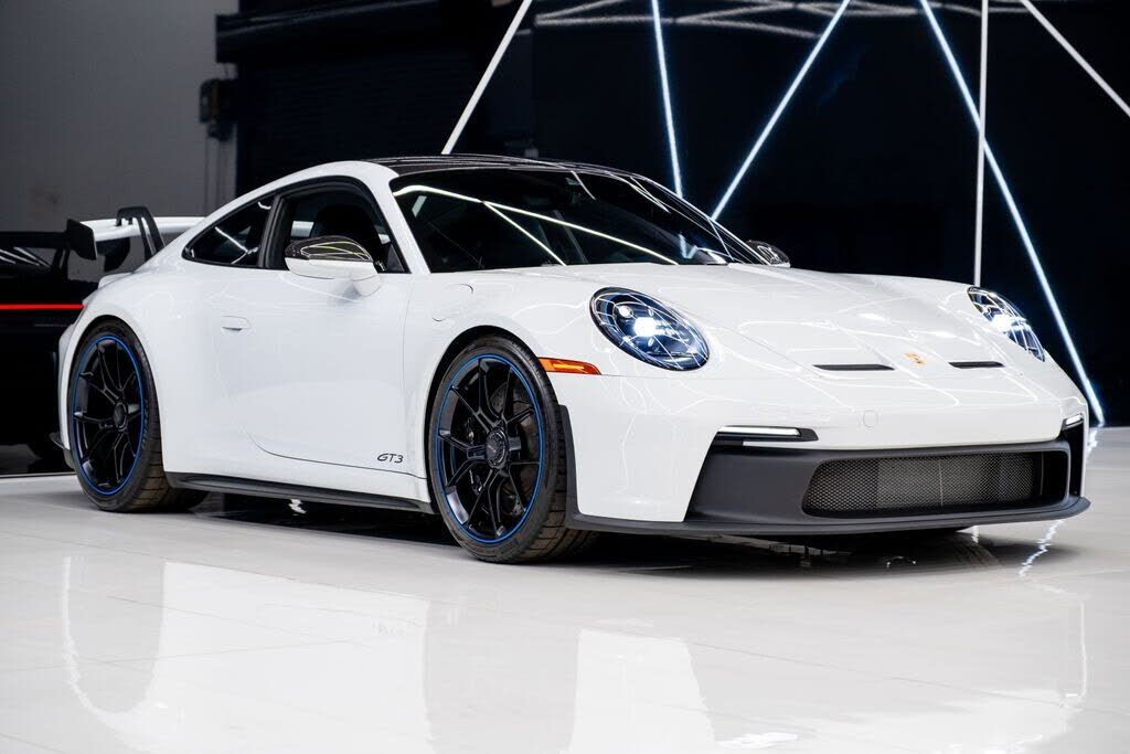 2022 PORSCHE 911