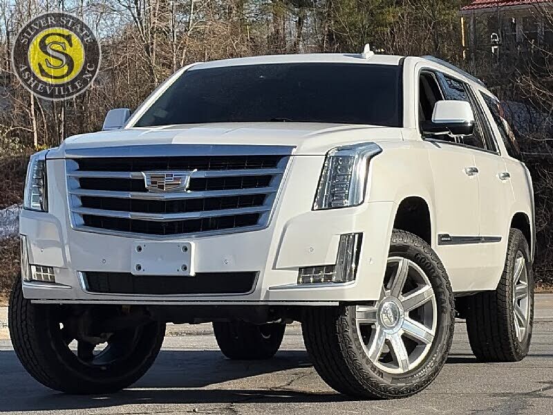 2017 CADILLAC Escalade