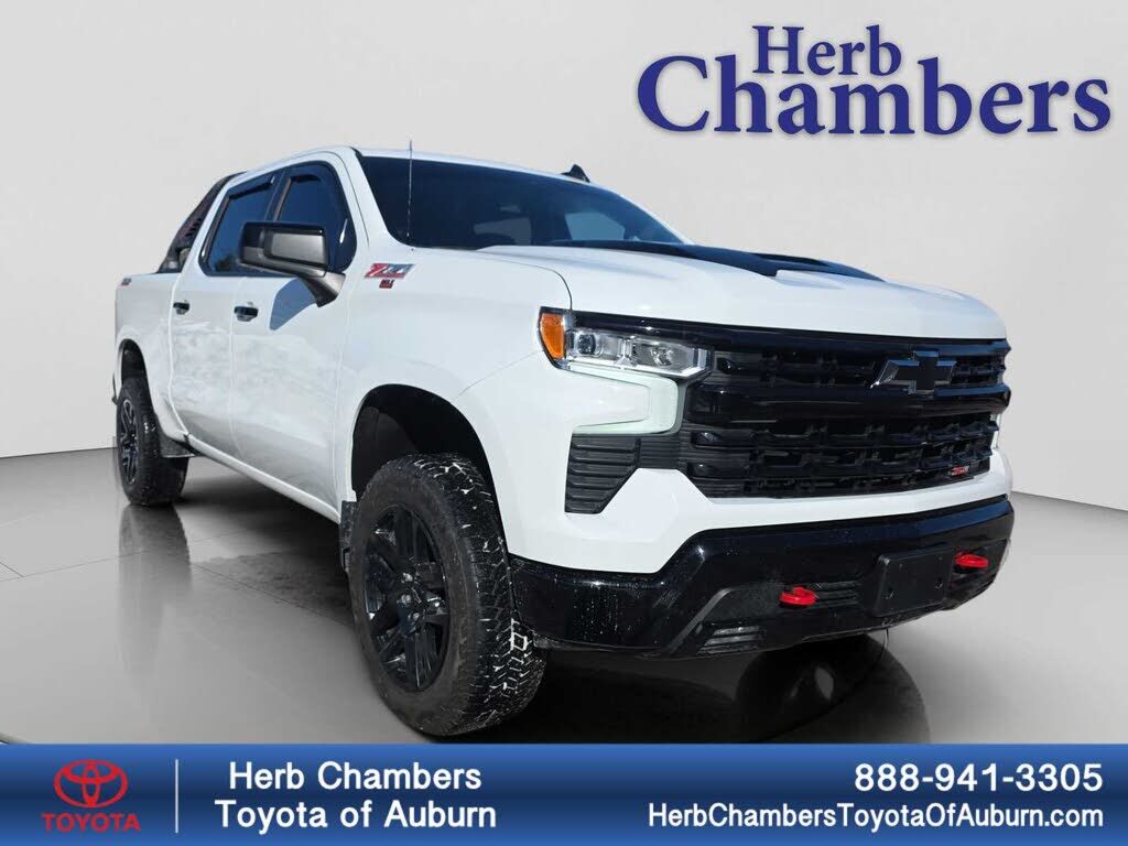 2025 CHEVROLET Silverado