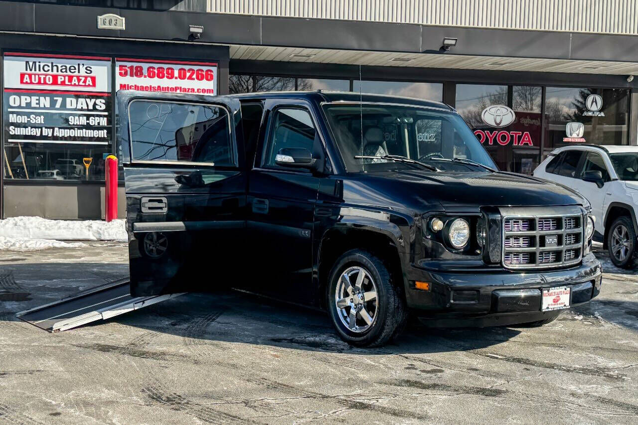 2014 AM GENERAL MV-1