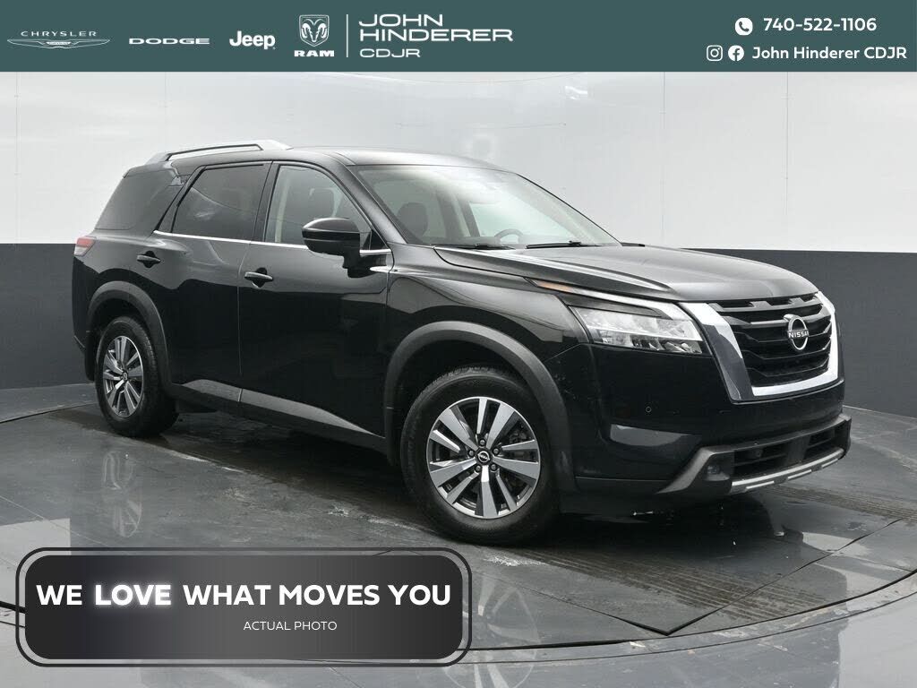 2022 NISSAN Pathfinder