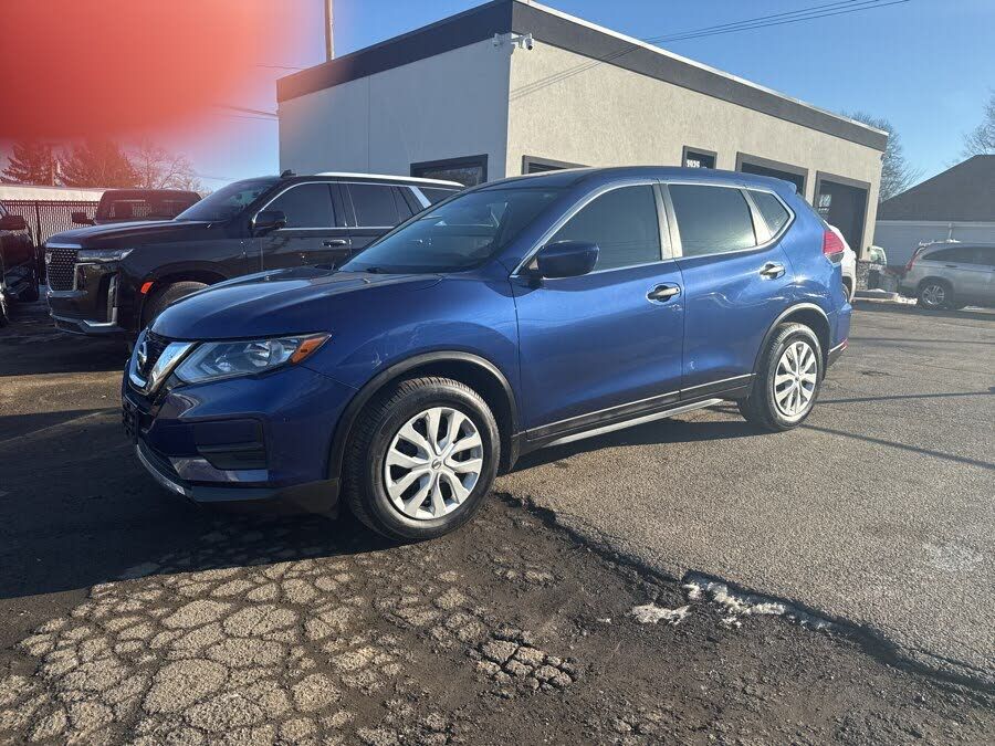 2017 NISSAN Rogue
