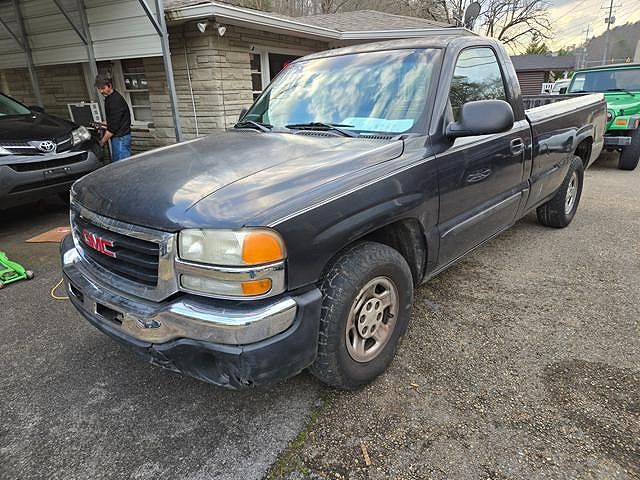 2003 GMC Sierra