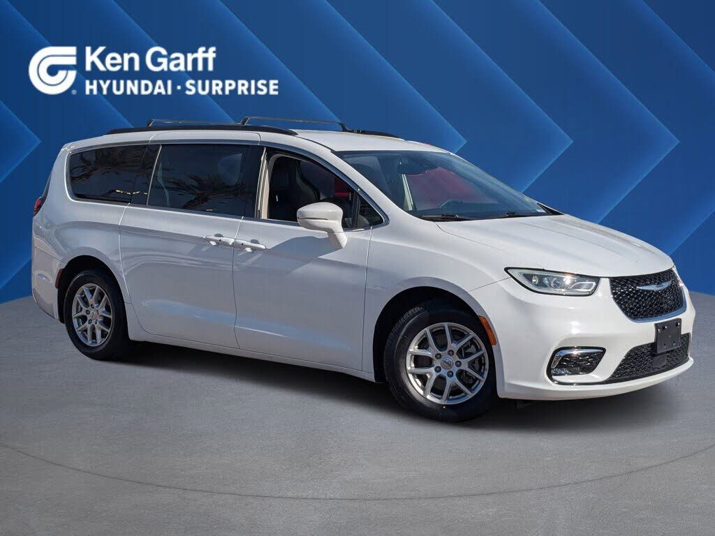 2022 CHRYSLER Pacifica