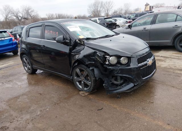 2015 CHEVROLET Sonic