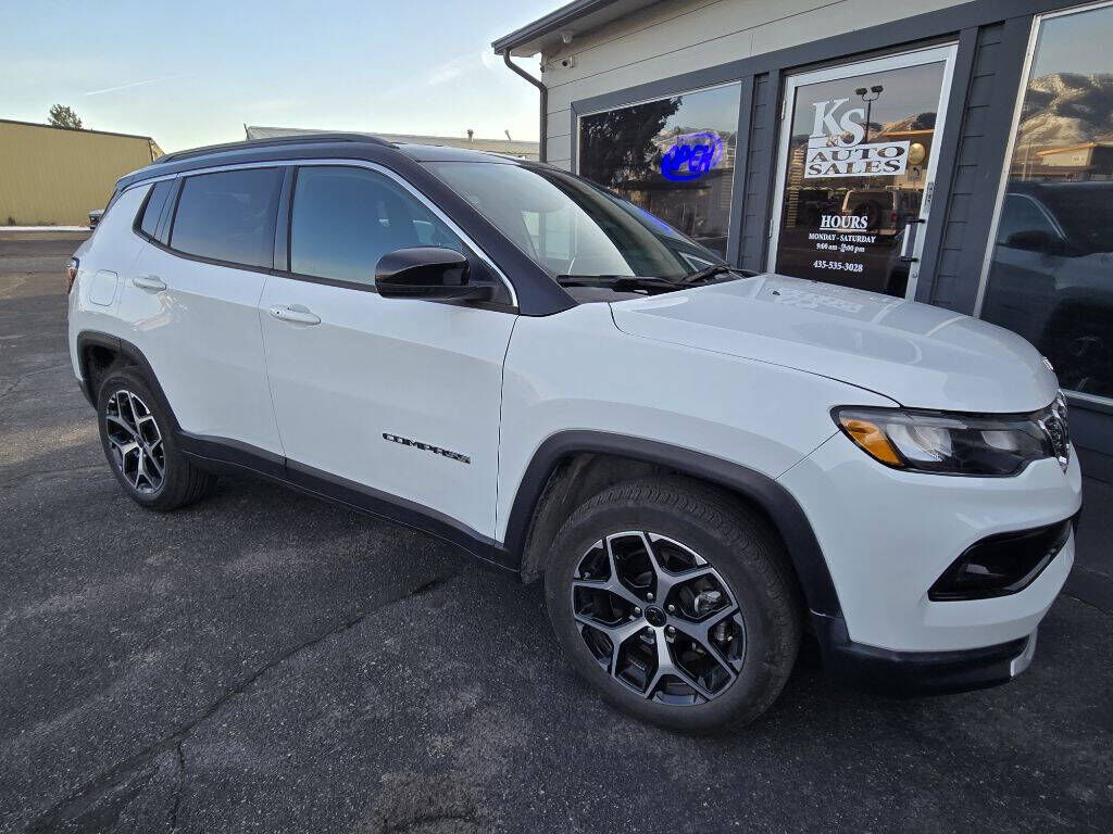 2025 JEEP Compass