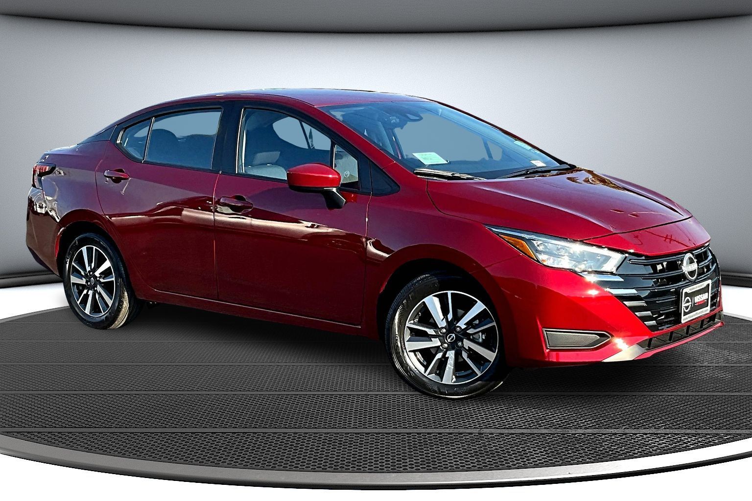 2025 NISSAN Versa