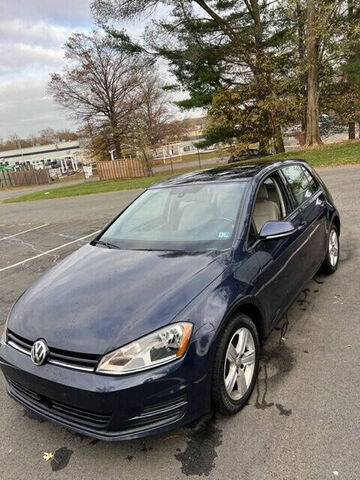 2017 VOLKSWAGEN Golf