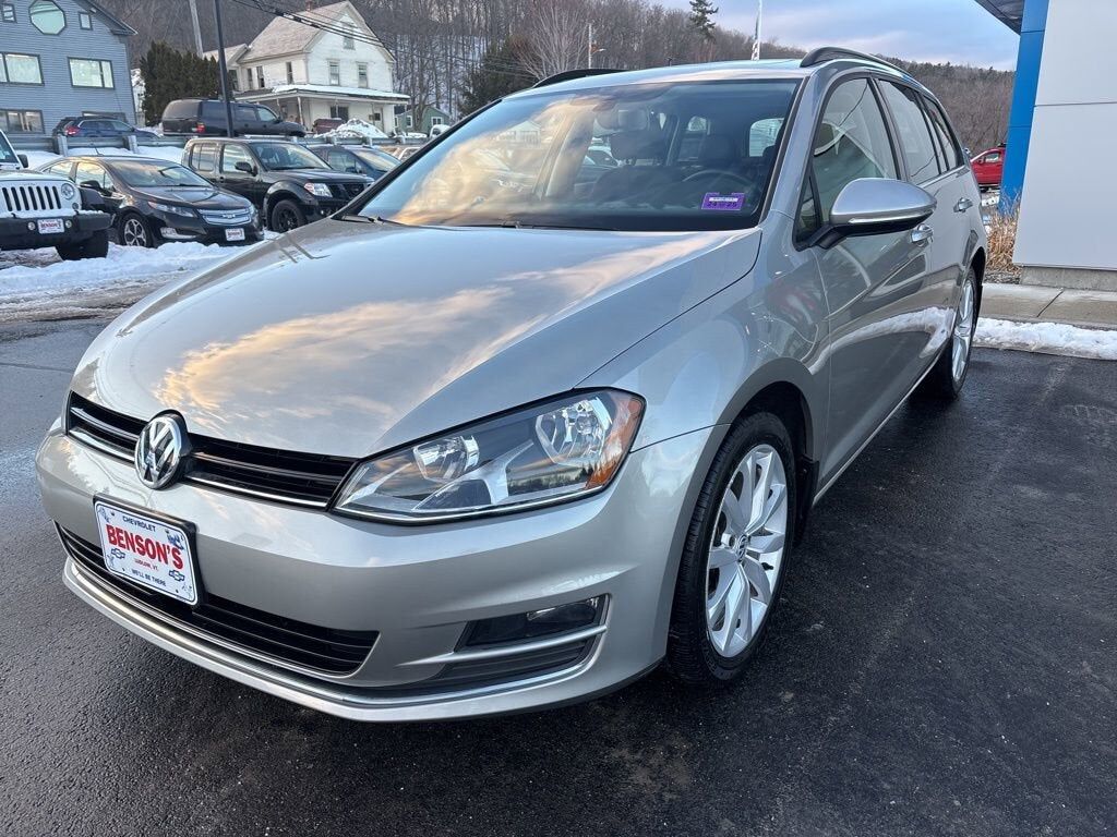 2017 VOLKSWAGEN Golf SportWagen