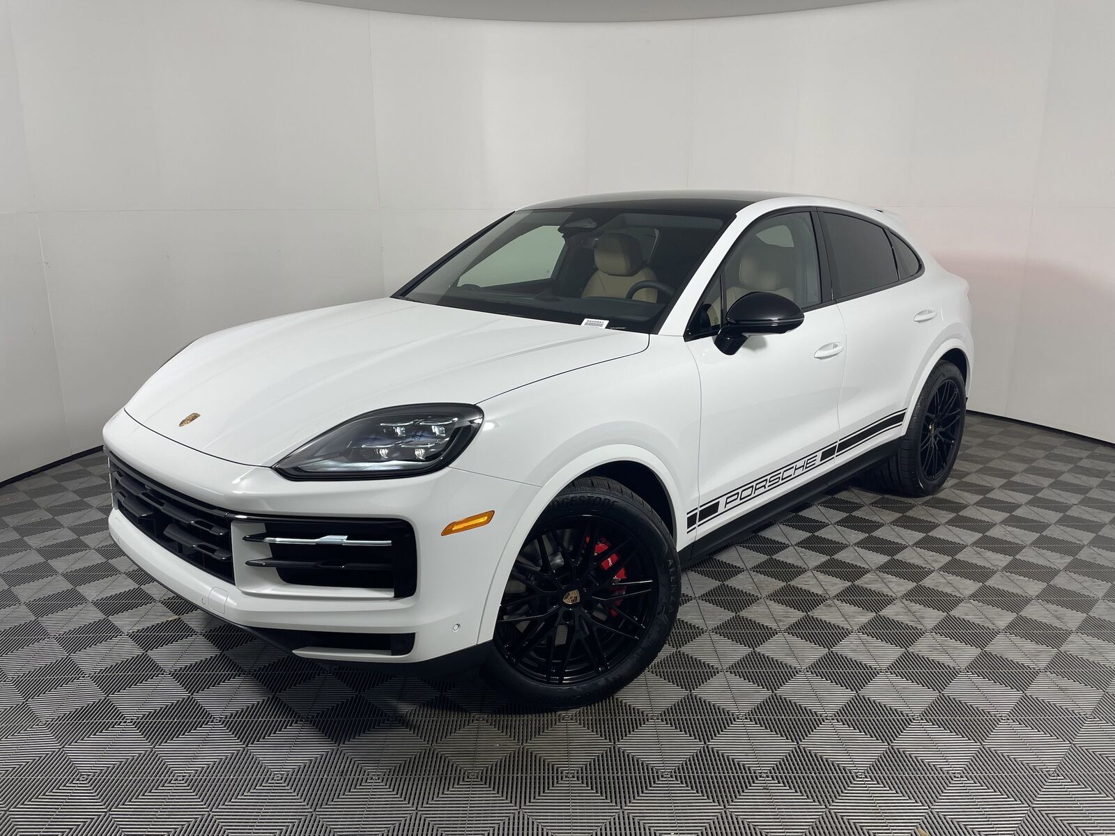 2026 PORSCHE Cayenne