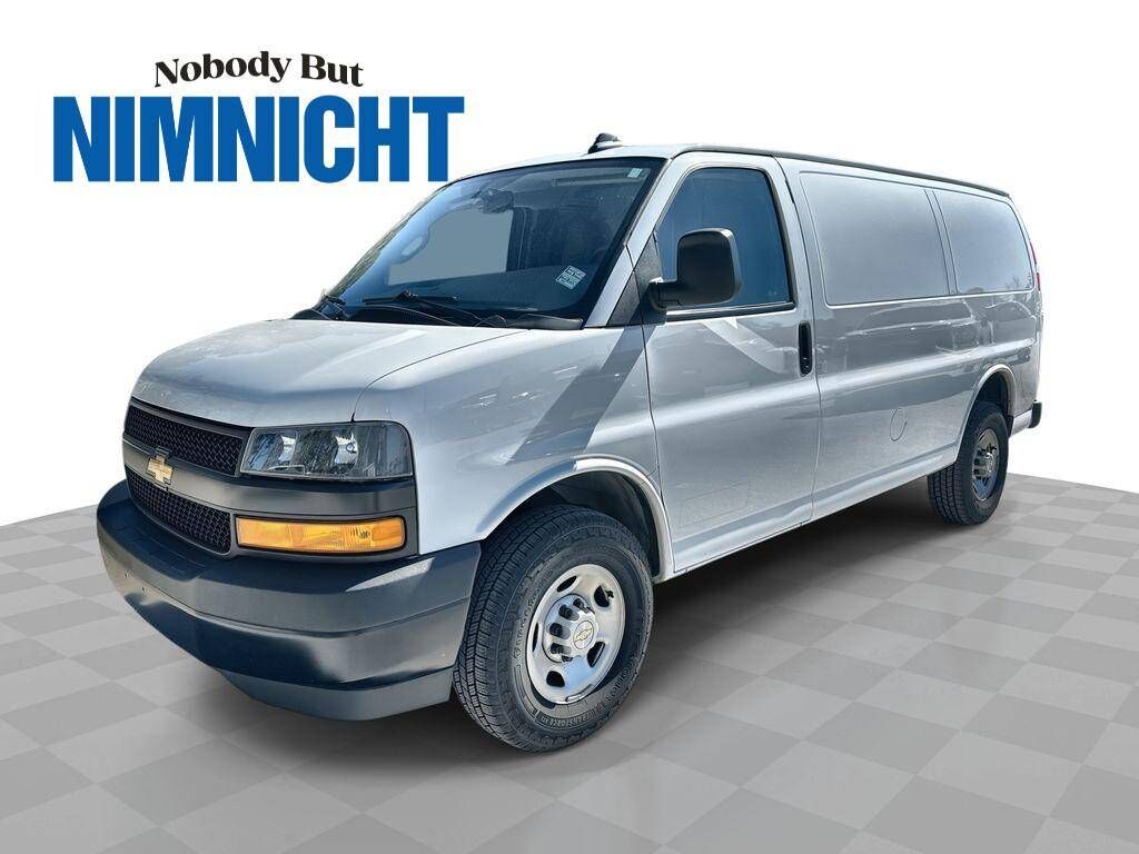 2023 CHEVROLET Express