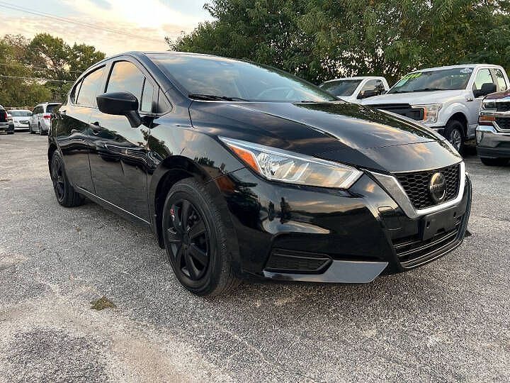 2021 NISSAN Versa