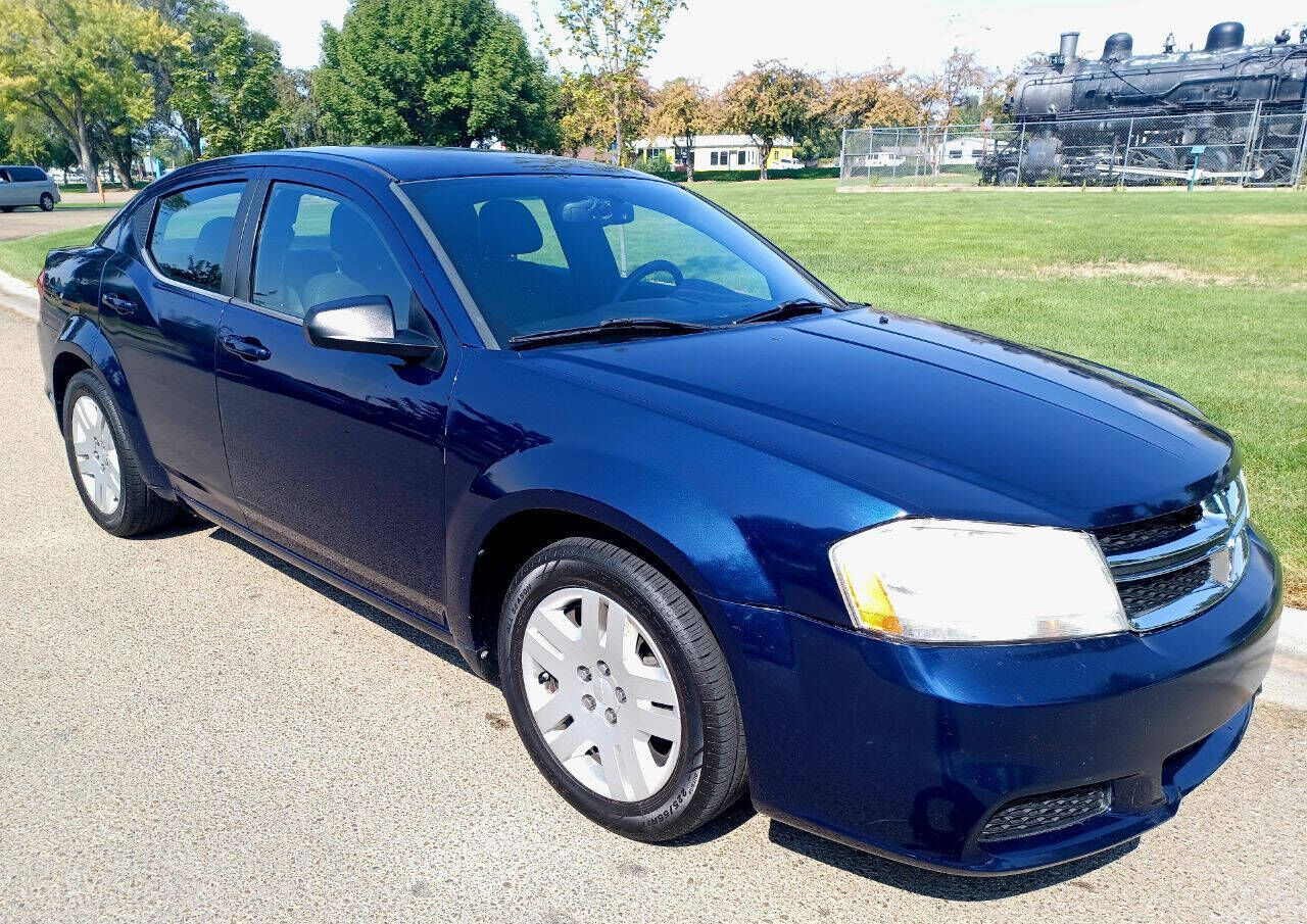 2013 DODGE Avenger
