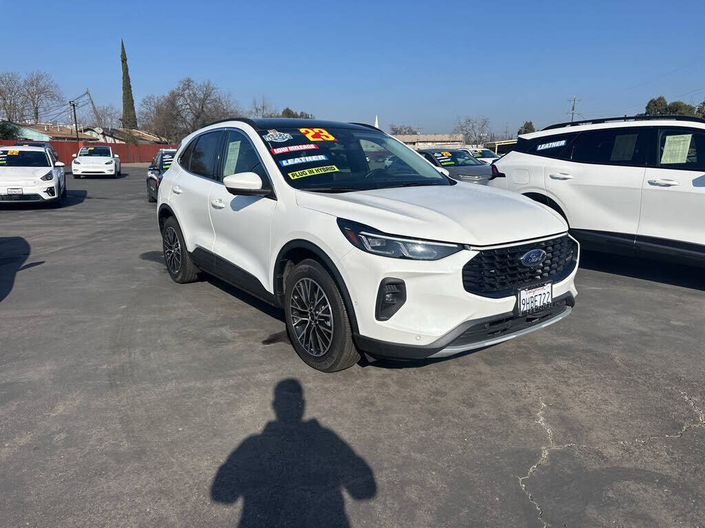 2023 FORD Escape