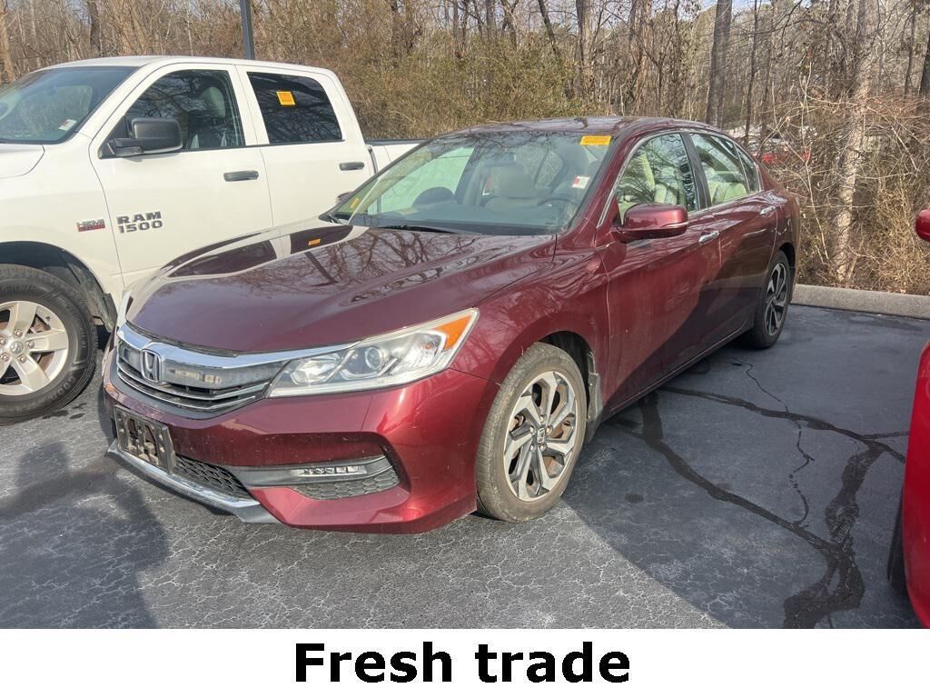 2017 HONDA Accord