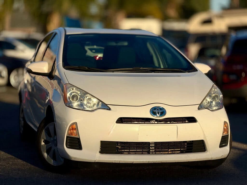 Toyota Prius C