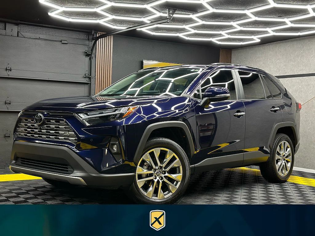 2022 TOYOTA RAV4