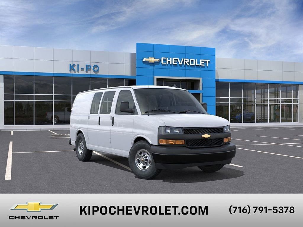 2025 CHEVROLET Express