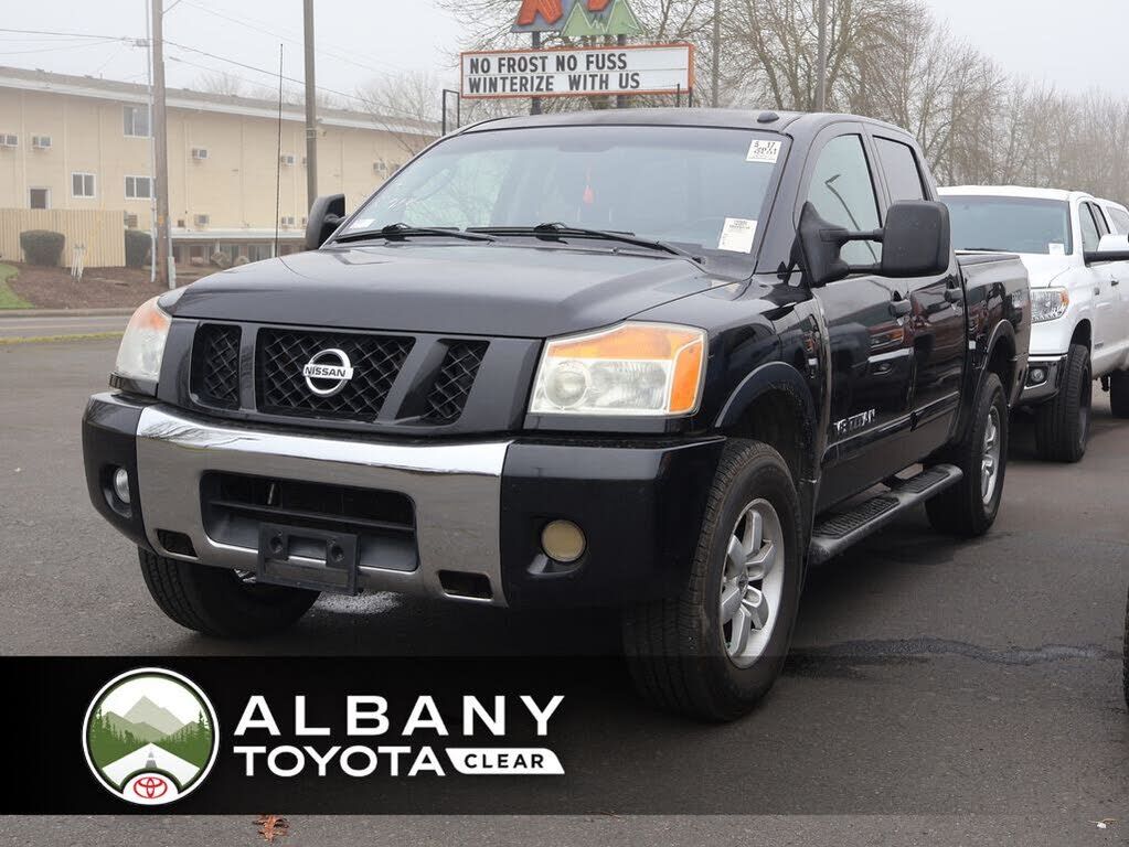 2011 NISSAN Titan