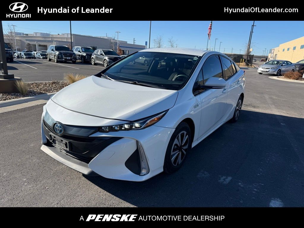 2018 TOYOTA Prius
