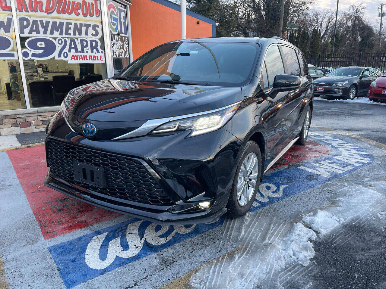 2023 TOYOTA Sienna