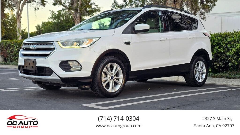 2017 FORD Escape