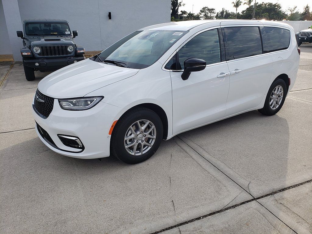 2026 CHRYSLER Pacifica