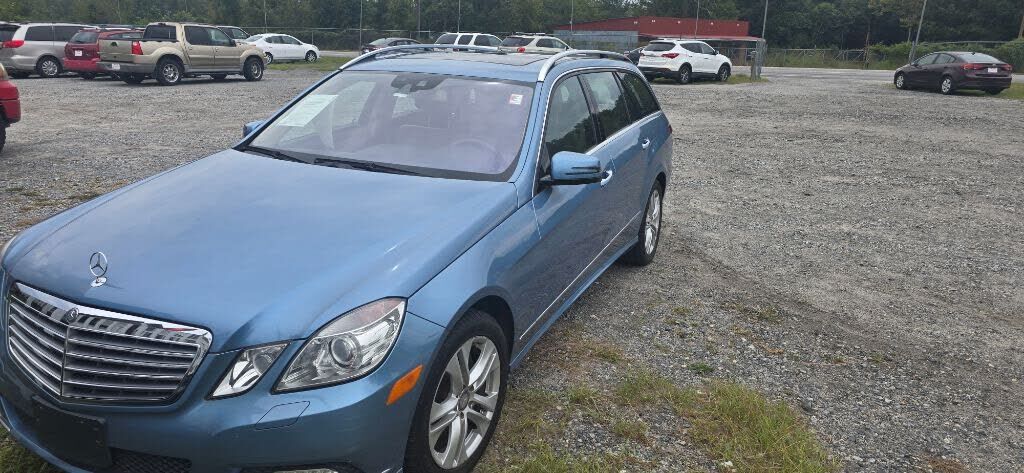 2011 MERCEDES-BENZ E-Class