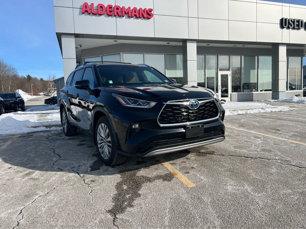 2023 TOYOTA Highlander