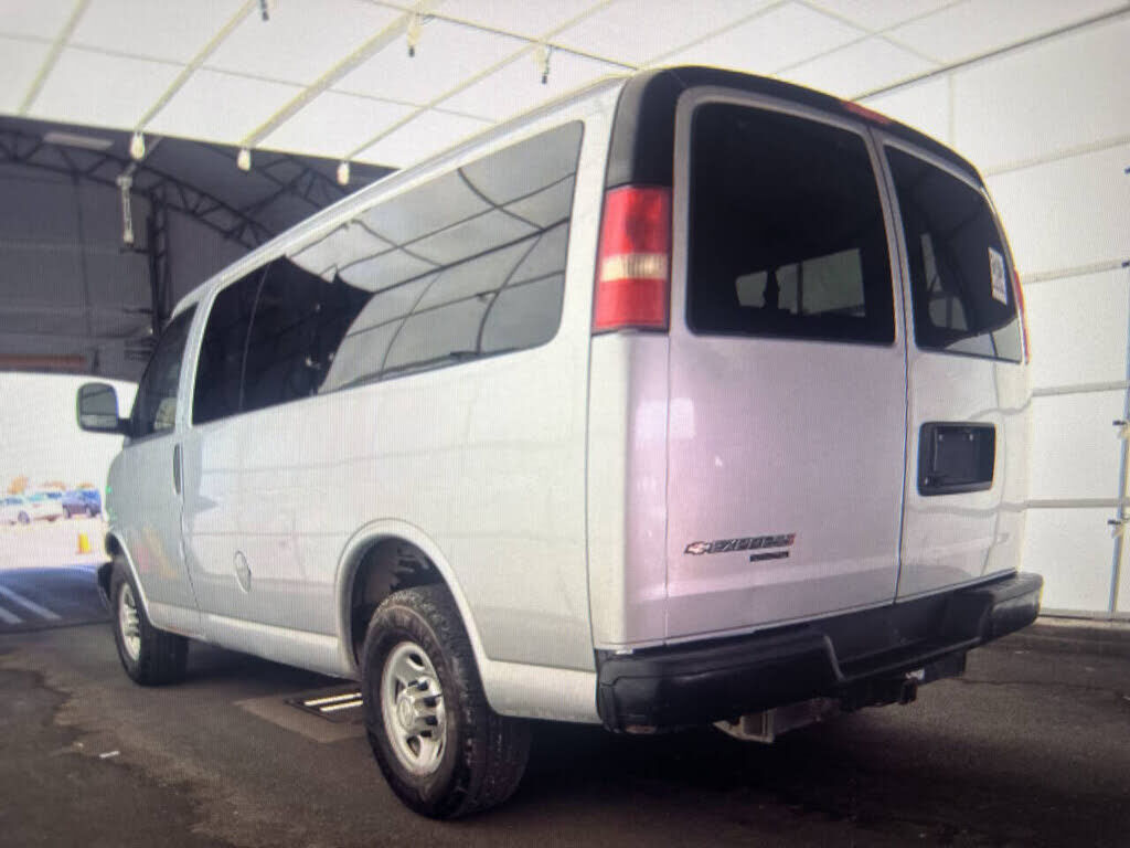 2015 CHEVROLET Express