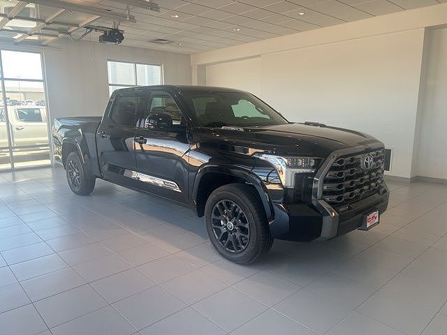 2024 TOYOTA Tundra