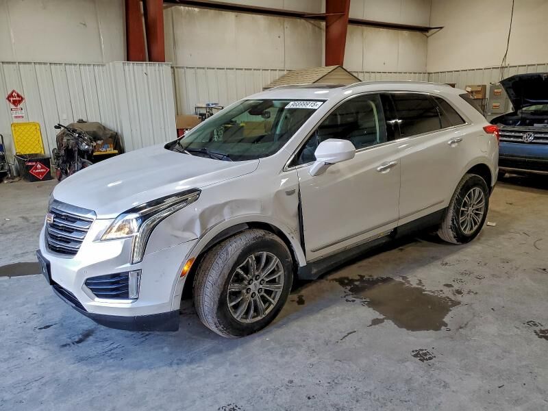 2017 CADILLAC XT5