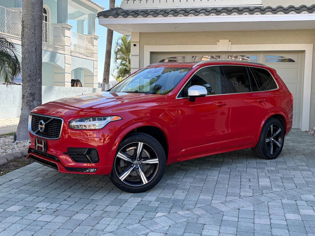 2016 VOLVO XC90