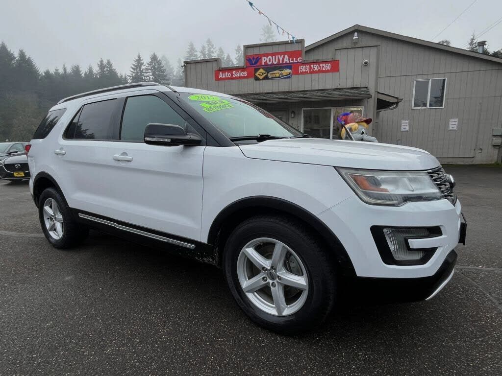 2017 FORD Explorer