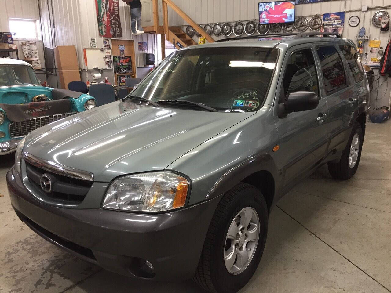 2004 MAZDA Tribute