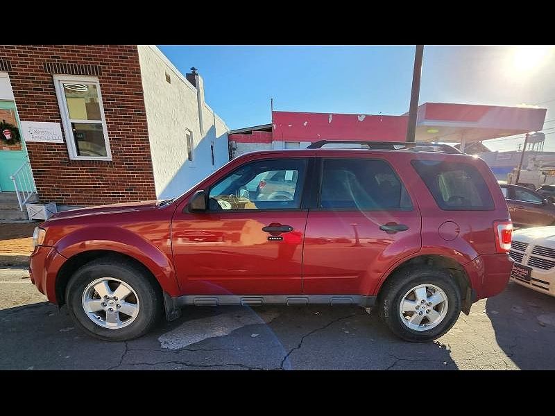 2011 FORD Escape