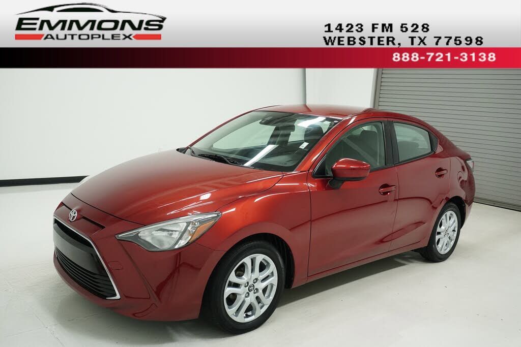 2017 TOYOTA Yaris