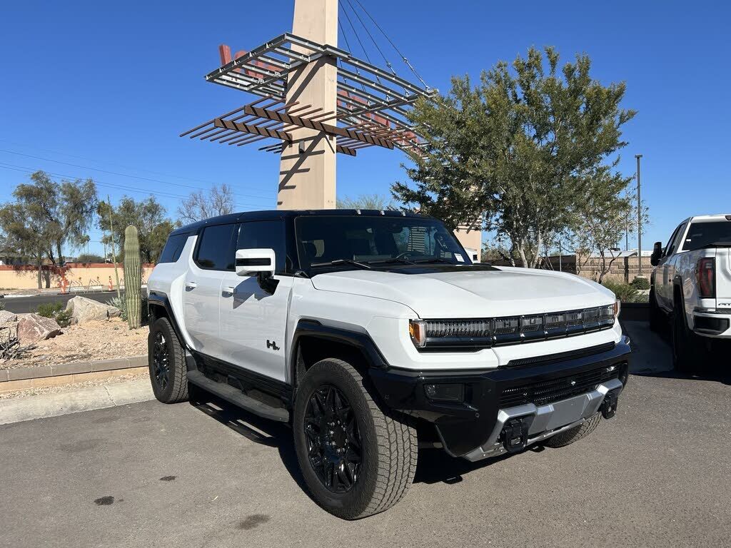 2025 GMC Hummer EV SUV