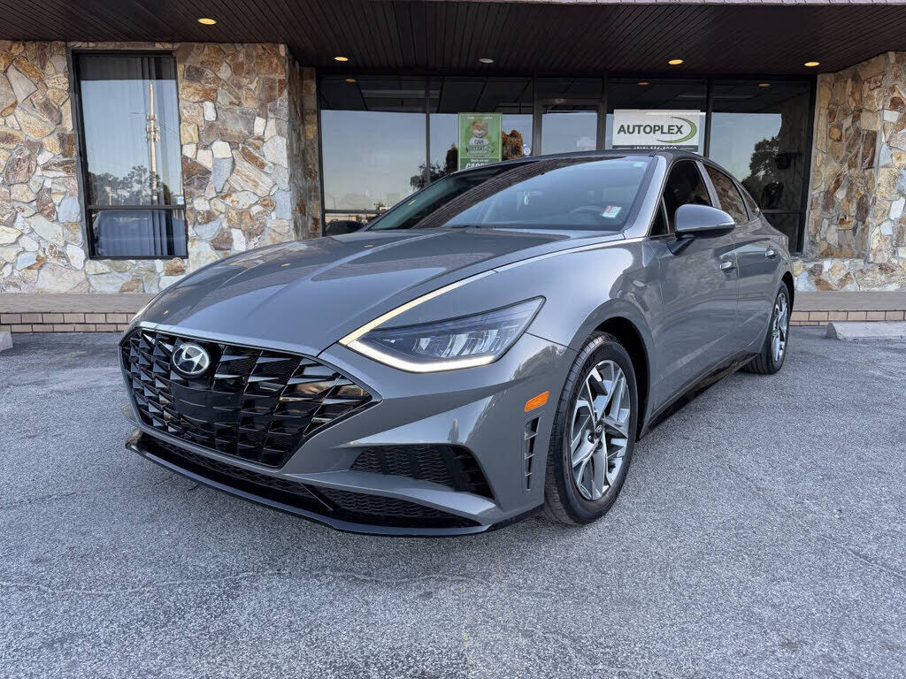 2022 HYUNDAI Sonata