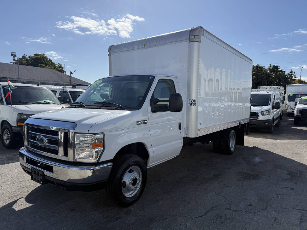 Ford E-350