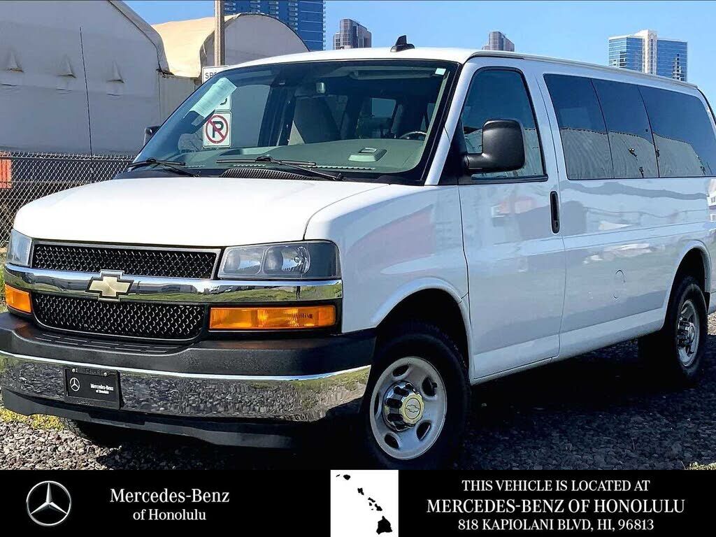 2019 CHEVROLET Express